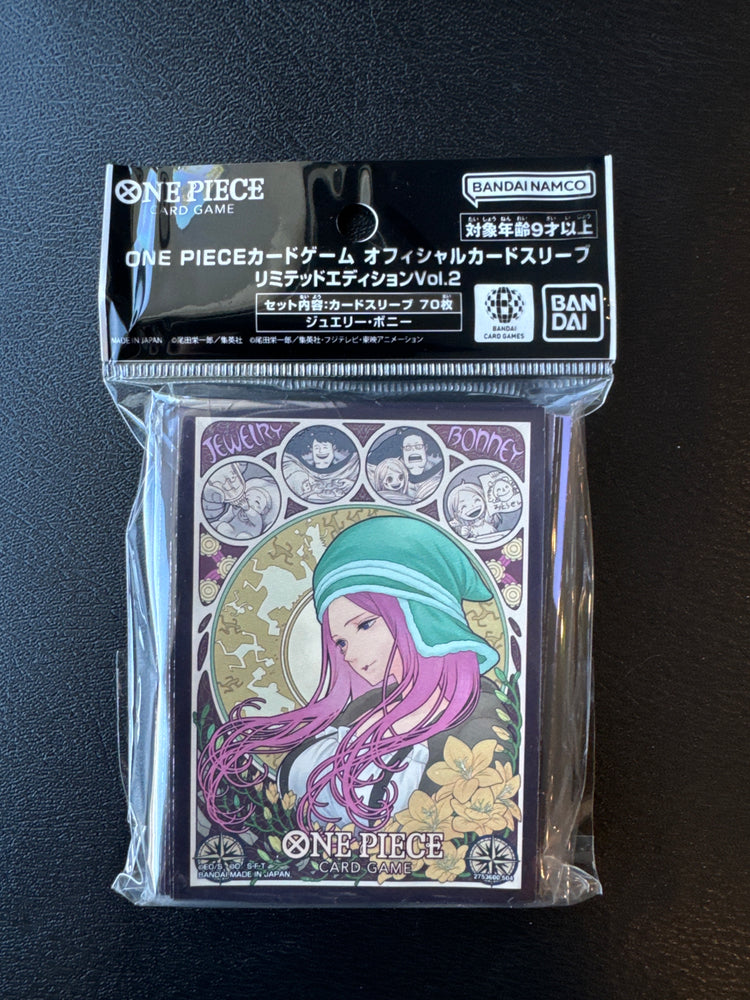 Bandai: 70ct Card Sleeves - Bonney